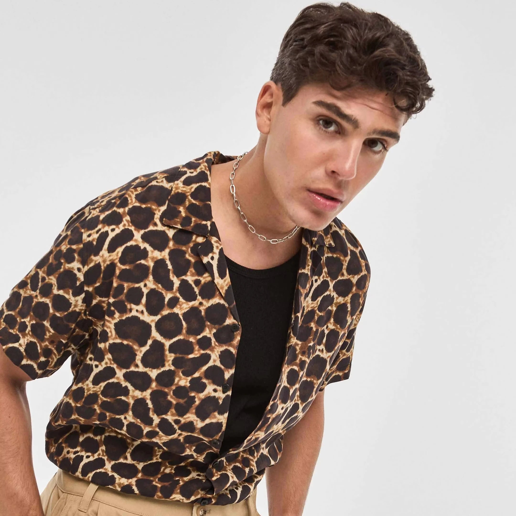 Men's Casual Summer Breathable Regular Fit Leopard Print Hawaiian White and Black Shirt