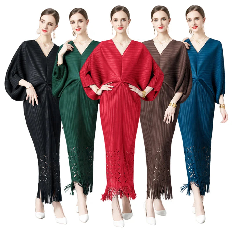 YQY19203 Free Size Spring Dresses Women Pullover Bat Sleeves V-Neck Slim Hollow Tassel Loose Long Dresses Women Mermaid Dress