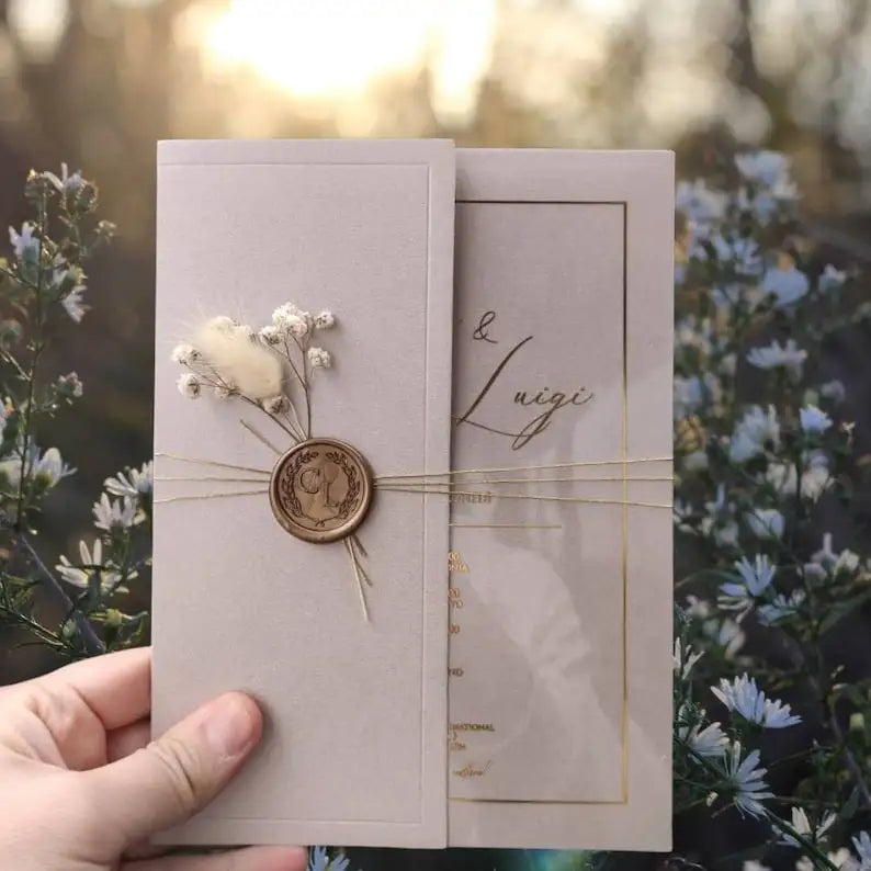 Luxury Translucent Vellum Wrapper Acrylic Wedding Invitation Card With Velvet Envelopes Sealing Wax and Dried Flower