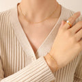 2022 New Design Light Luxury Stainless Steel 18K Gold Twist Fine Necklace Bracelet Jewelry Set Spot Wholesale