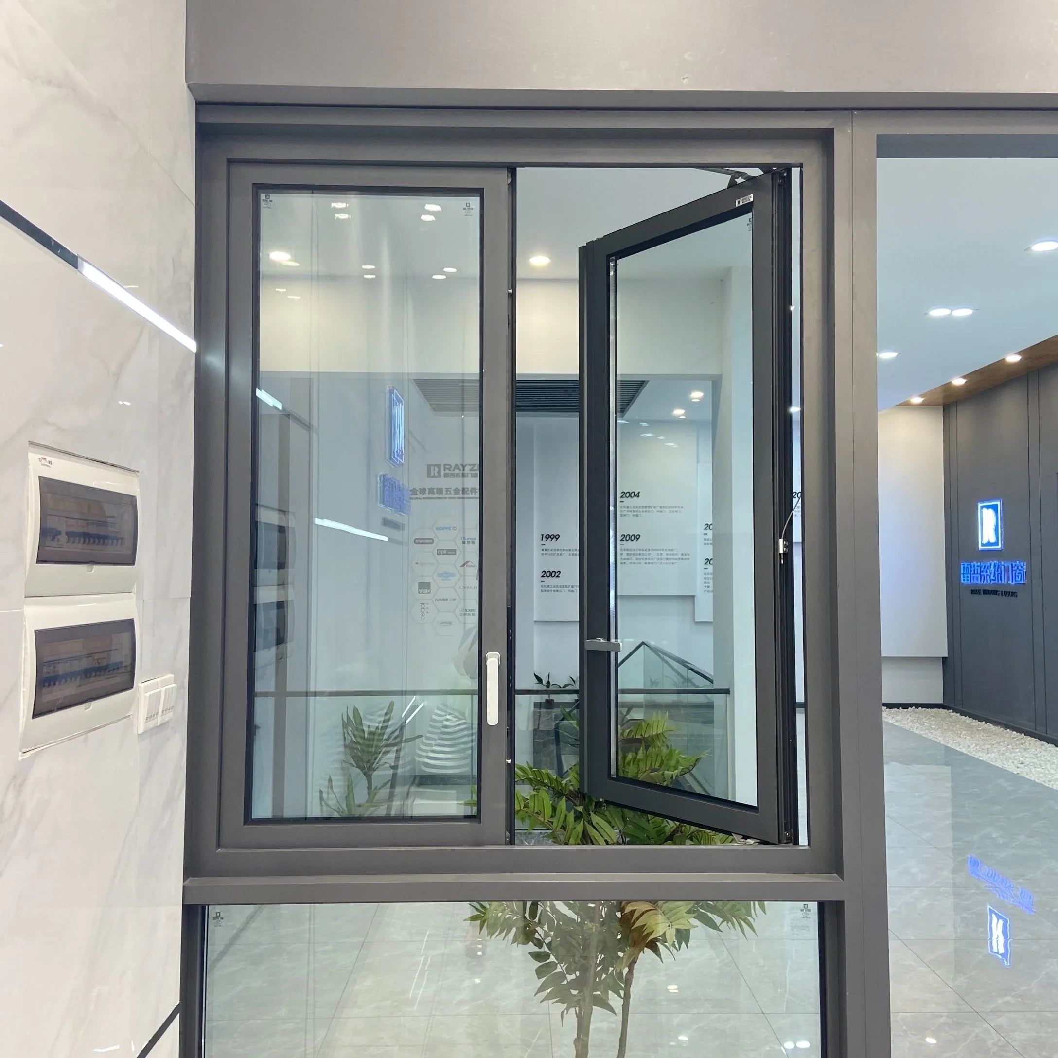 Aluminum Alloy Horizontal Swing Casement Window Aluminum Alloy Frame Modern Louver Soundproof Exterior for Hotel Apartment Use