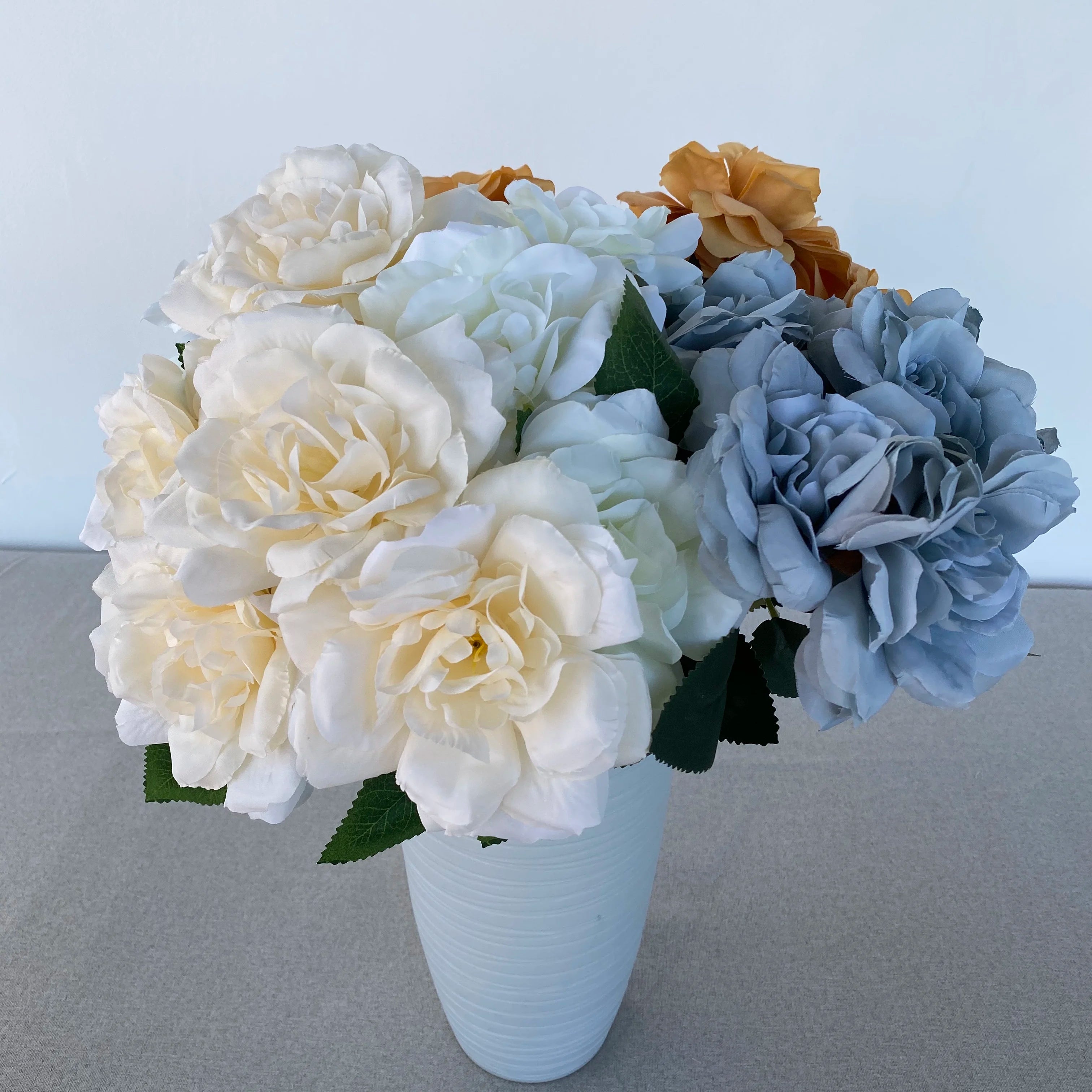 China Factory Good Quality Wall 7-Head Bundle Snow Rose Artificial Flower Dekoration
