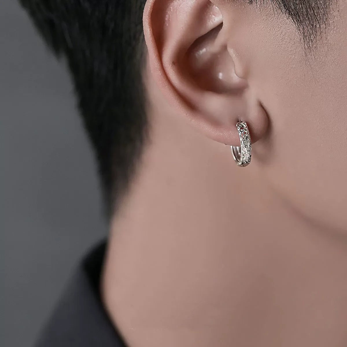 Men's Handsome Trendy Niche Personality High-end Earrings Single Design Earrings Mythical Beast Earrings