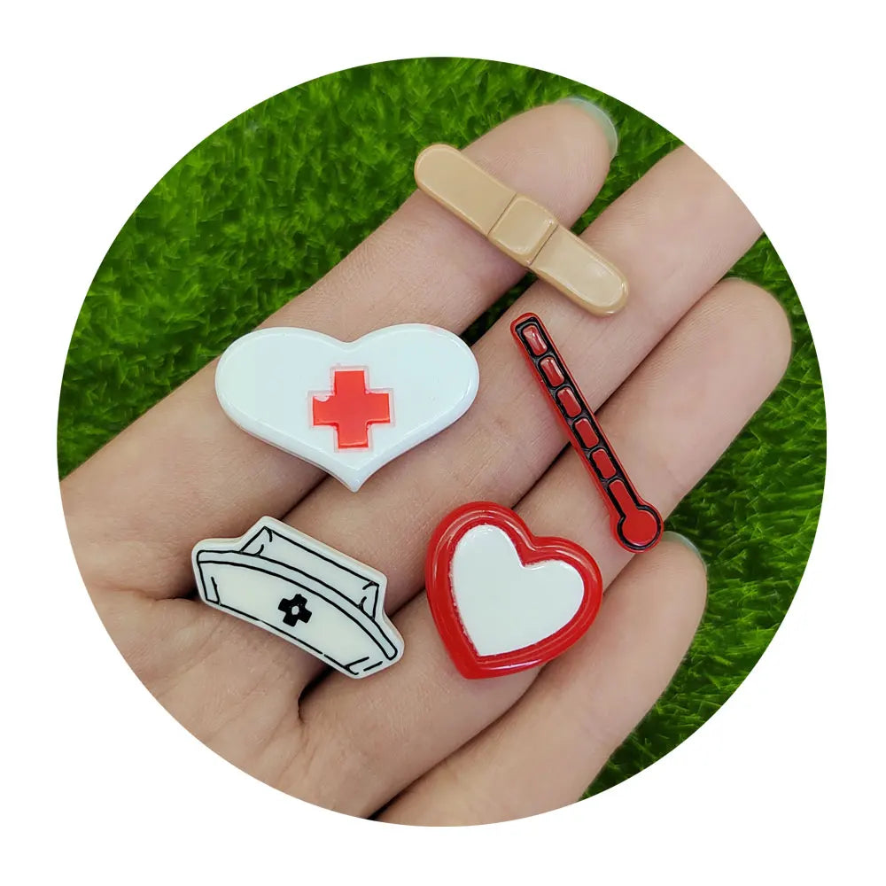 New 100Pcs/Lot Nursing Set Resin Flatback Cabochons Cute Thermometer Band Aid Heart Crafts for Scrapbooking Phone Case Decor