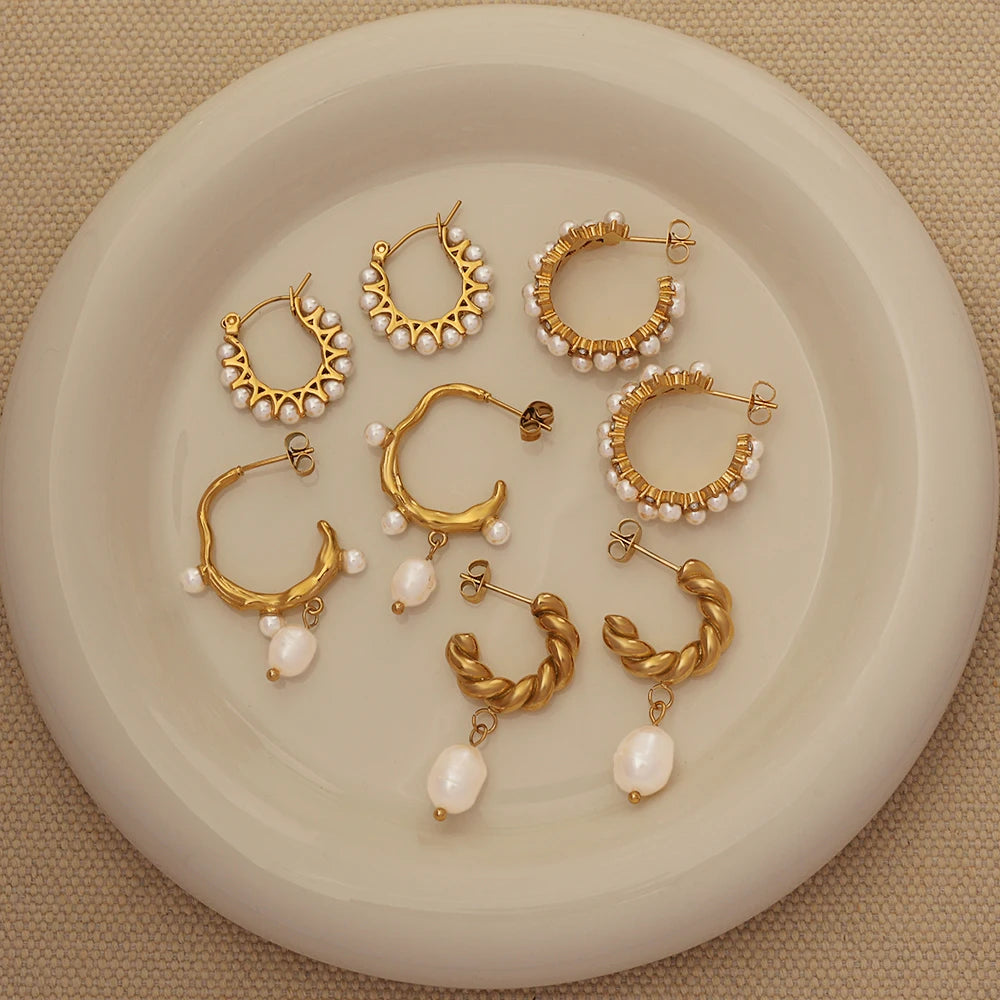 European Luxury Elegant Fashionable Premium Quality Shiny Waterproof Baroque Pearl Hoop Earrings