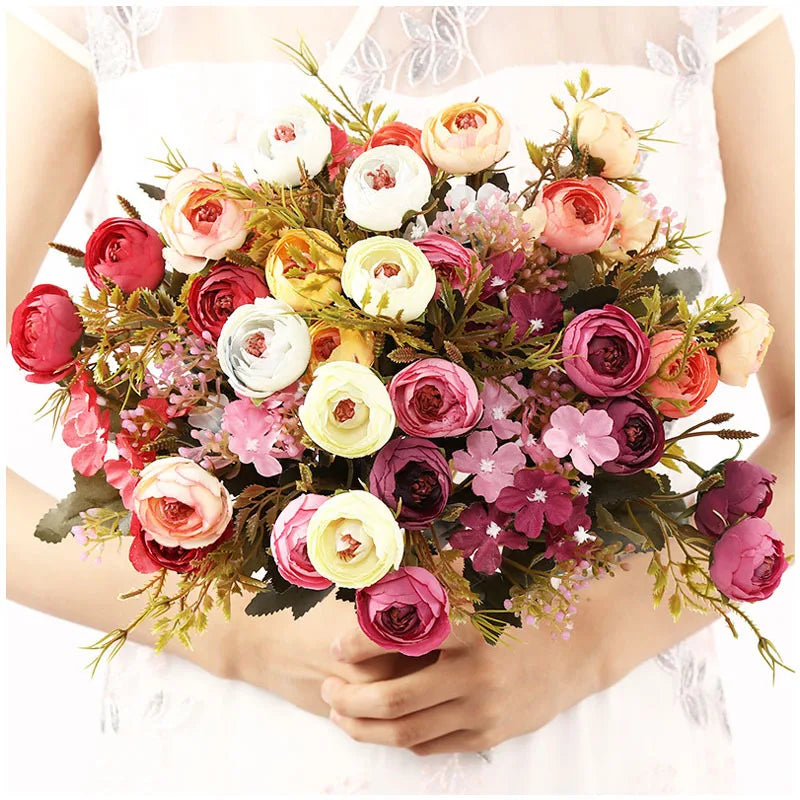 Wholesale Silk Rose Bud Artificial Bouquet Indoor Decoration Cake Flower Artificial