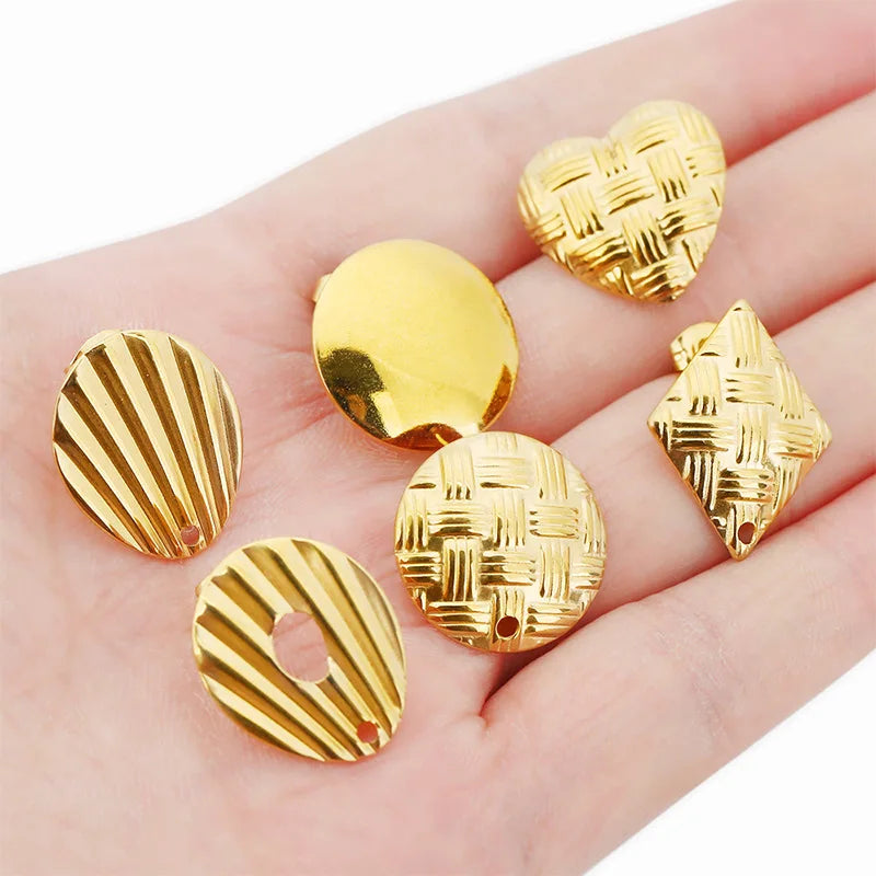 Supply 18K Gold Cutout Woven Stainless Steel Earrings Accessories Stud DIY Round Love Earrings
