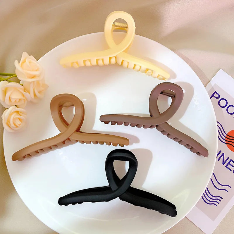New Design Plastic Frosted Solid Color Lovely Delicate Hair Claw Shark Claw Plastic Hair Claw