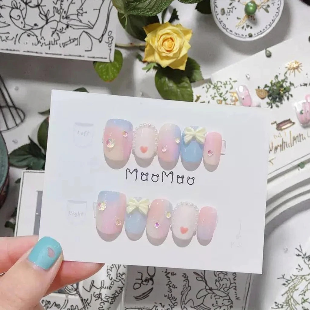 Nail Studio Art Background Display Cards English Nail Art Holographic Card in Kraft and Coated Paper Premium Nail Art Kitting