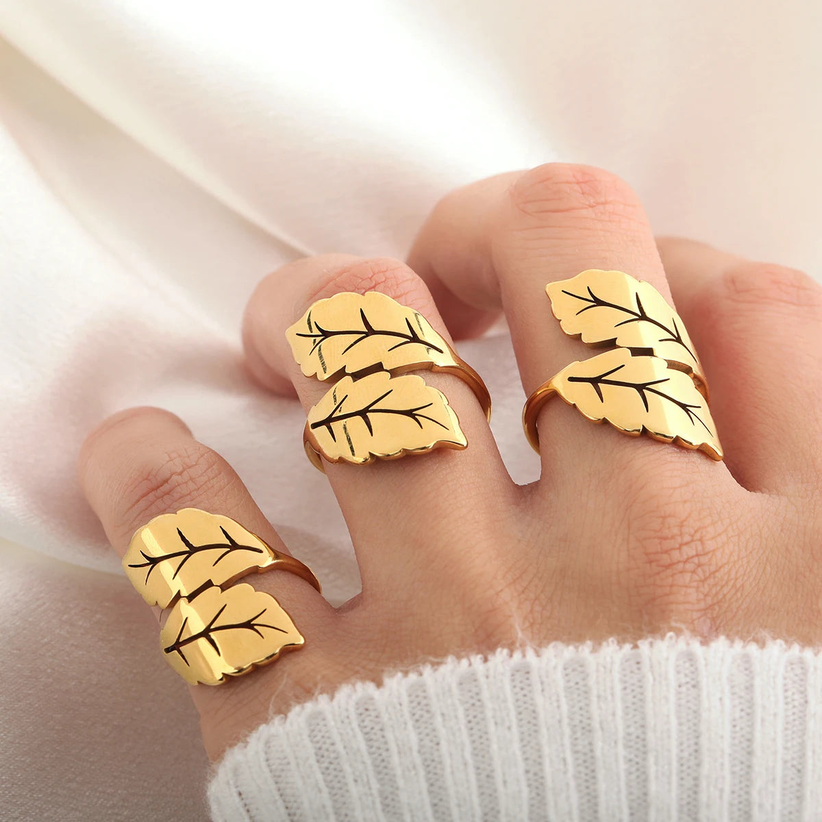 Delicate 18K Gold Plated  Minimalist DelicateJewelry Hypoallergenic INS Elegant Stainless Steel Leaf  Finger Rings for Women