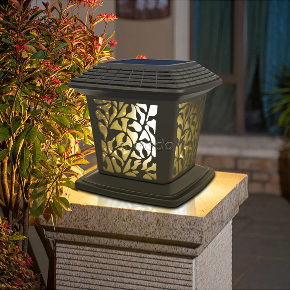 Waterproof IP 65 Solar Gatepost Garden Light with LED Light Source for Garden Gate Corridor Decorative Lighting