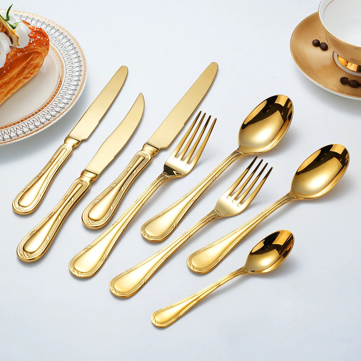 Elegant Luxury Stainless Steel Flatware Set Disposable Titanium Silver Fork Spoons for Steak for Wedding Hotels Restaurants