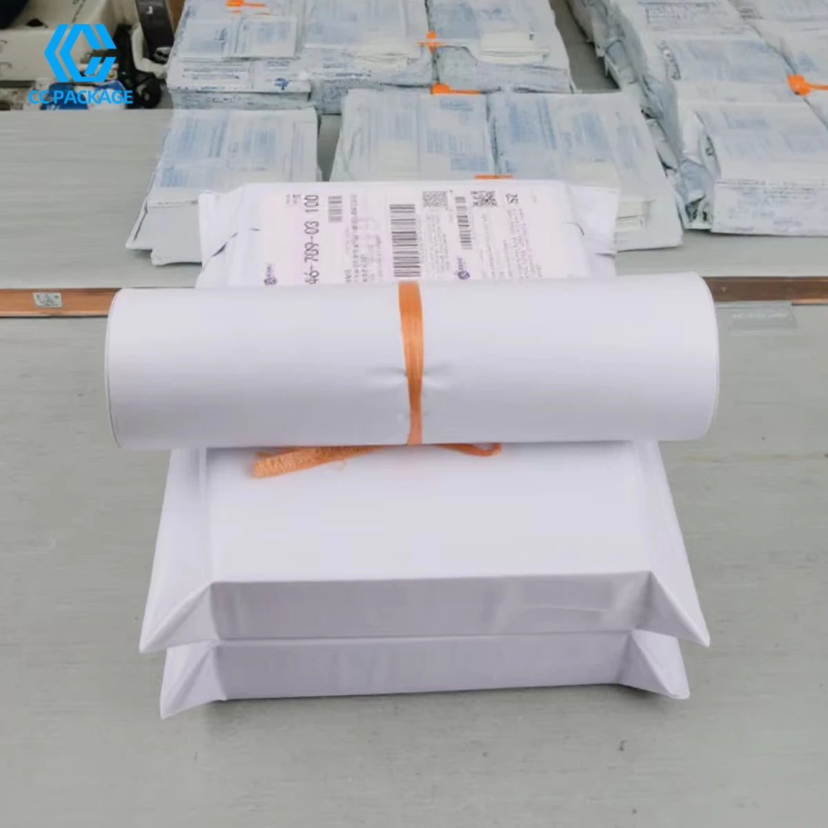 100Pcs/1Bag Custom Polymailer Courier Bag Biodegradable Packaging Mailer Mailing Shipping Bags Recycled for Clothes Packaging