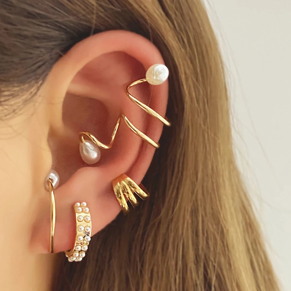 New Design Women Gold Plated Small Hoop Pearl Earring Sets Tassels Snake-shaped Dangle Earrings Ear Clips for Women