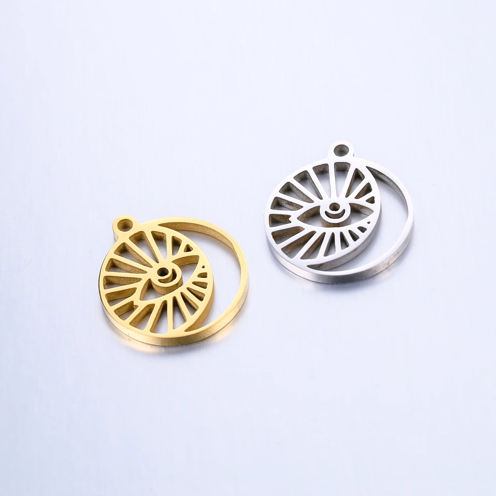 2022 New Jewelry Necklace Eye Pendant Charms DIY Gold Plated Stainless Steel Charms Bulk for Jewelry Making