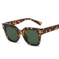 Stylish Oversized square Frame Sunglasses Women Retro Simple Rivet Decoration Sun Glasses Men Casual Vacation UV Eyewear GD77150