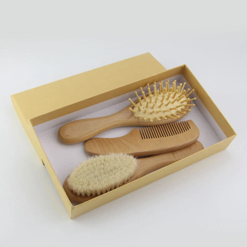 Custom Logo 4 Pcs Newborn Hair Brush Set with 3 Piece Soft Bristle Natural Goat Wood Cradle Cap Comb for Infant Toddler Baby Kid