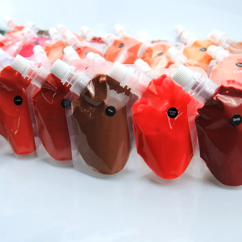 Wholesale 420ml Plastic Bag Lipgloss Bulk Hot Sell No Logo DIY Lip Gloss Base Oil High Pigment Matte Lipstick Base