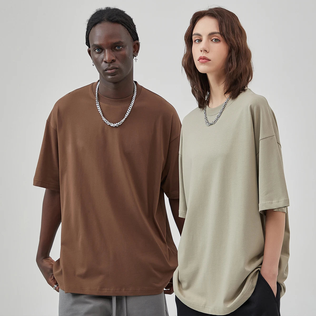 MOQ 1PCS 230Gsm 28 Colors High Quality High Street Wear Blank 100% Cotton Drop Shoulder Tshirt Custom Logo Oversized T-shirt Men