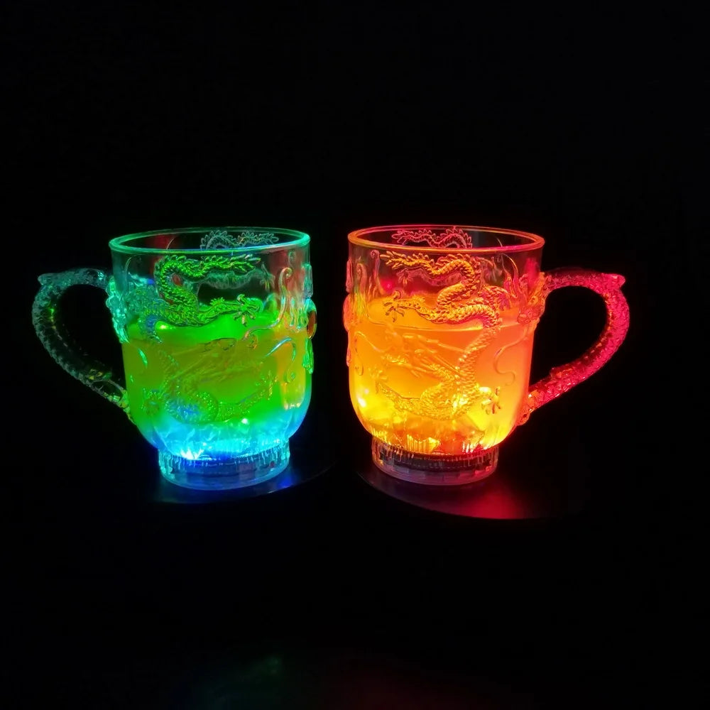 Best Selling 10 oz BPA Free Plastic Flashing Food Grade Transparent Rocks Mood Light Party Drinking Mug
