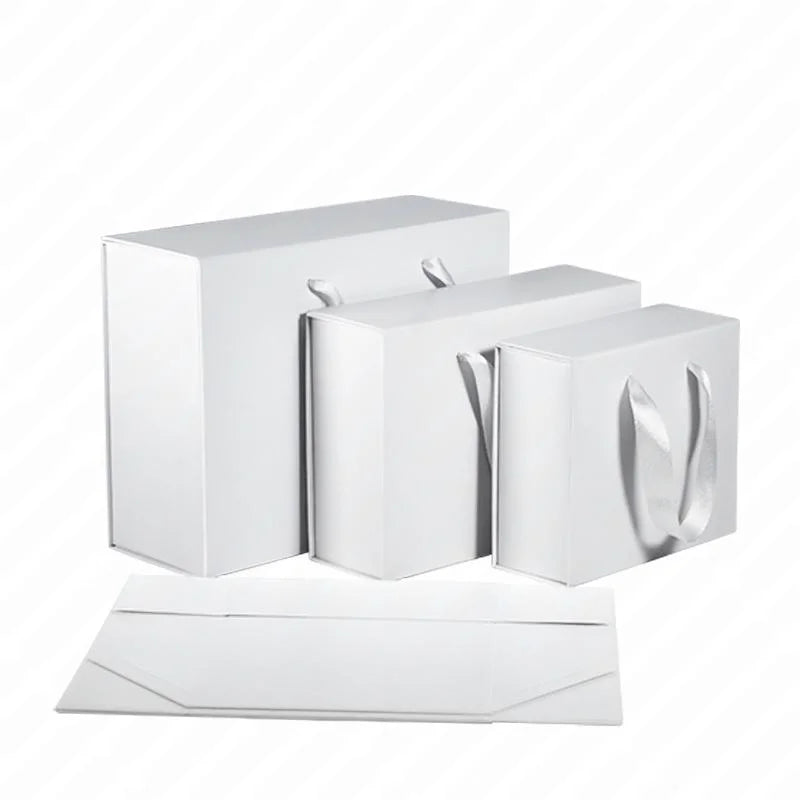 High-End White Folding Magnetic Cardboard Wedding Boxes Recycled Materials Gold Foil Logo Lingerie Packaging Durable Door Gift