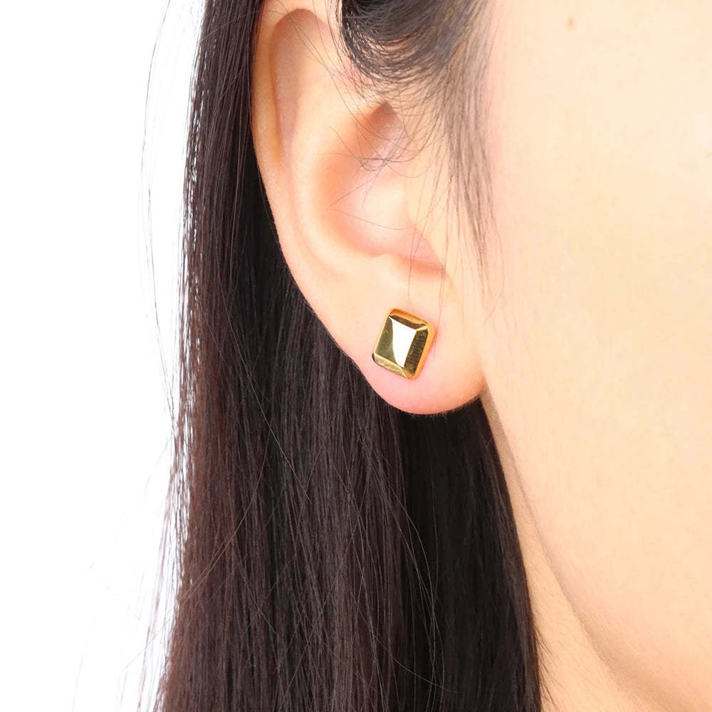 Chris April in Stock Romantic 316L Stainless Steel PVD Gold Plated Cubic square Simple Stud Earrings