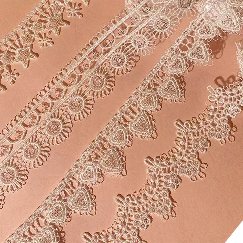 Design China Wholesale Hollow Water Soluble Net Sequined Lace Tassel Fringe Embroidery Lace Trim