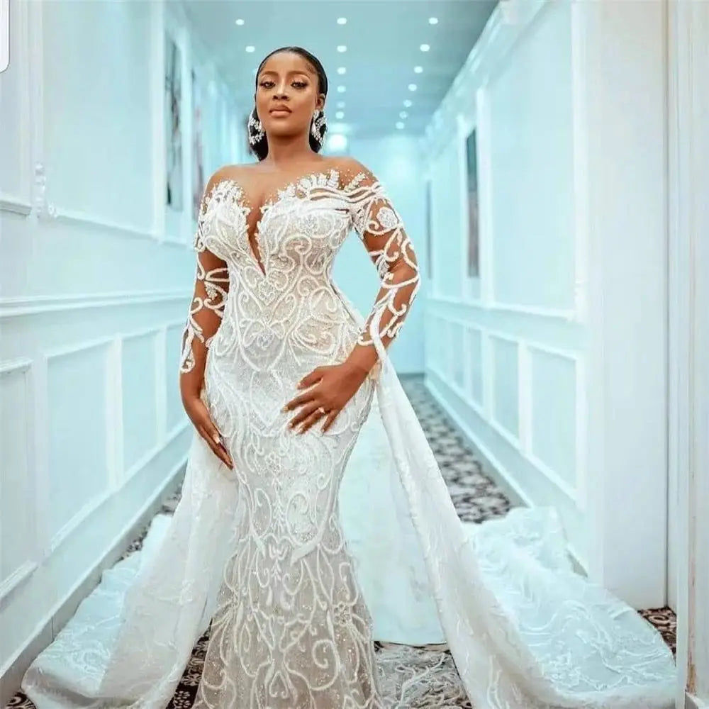 Luxury Wedding Dresses African Plus Size Wedding Gown New Lace Long Sleeve O-neck Long Train Wedding Dresses
