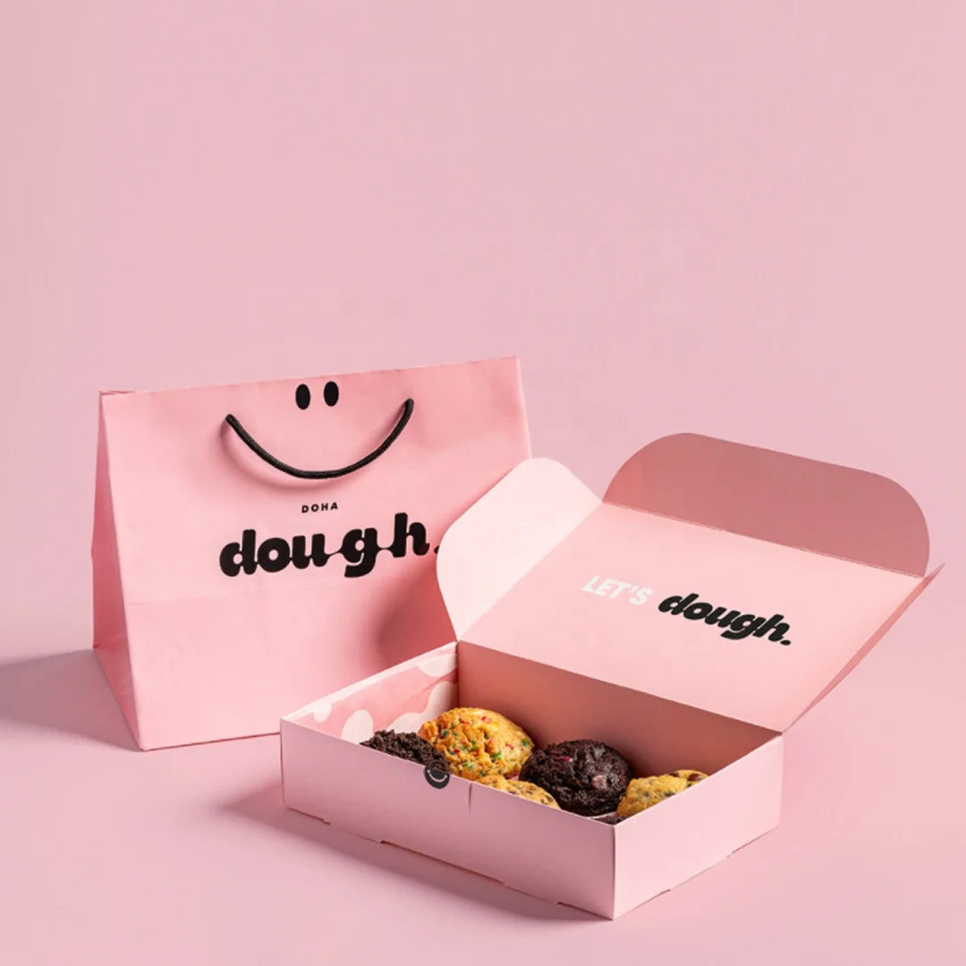 Eco-friendly and Recyclable Pink Glossy Paper Printing Logo Design Packaging Box for Cake with Different Style