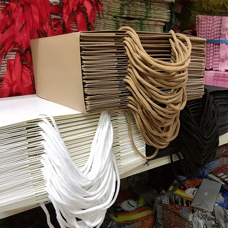 Customized Portable Reusable Foldable Coated Paper Biodegradable Recyclable Gift Shopping Bag with Patch Handle