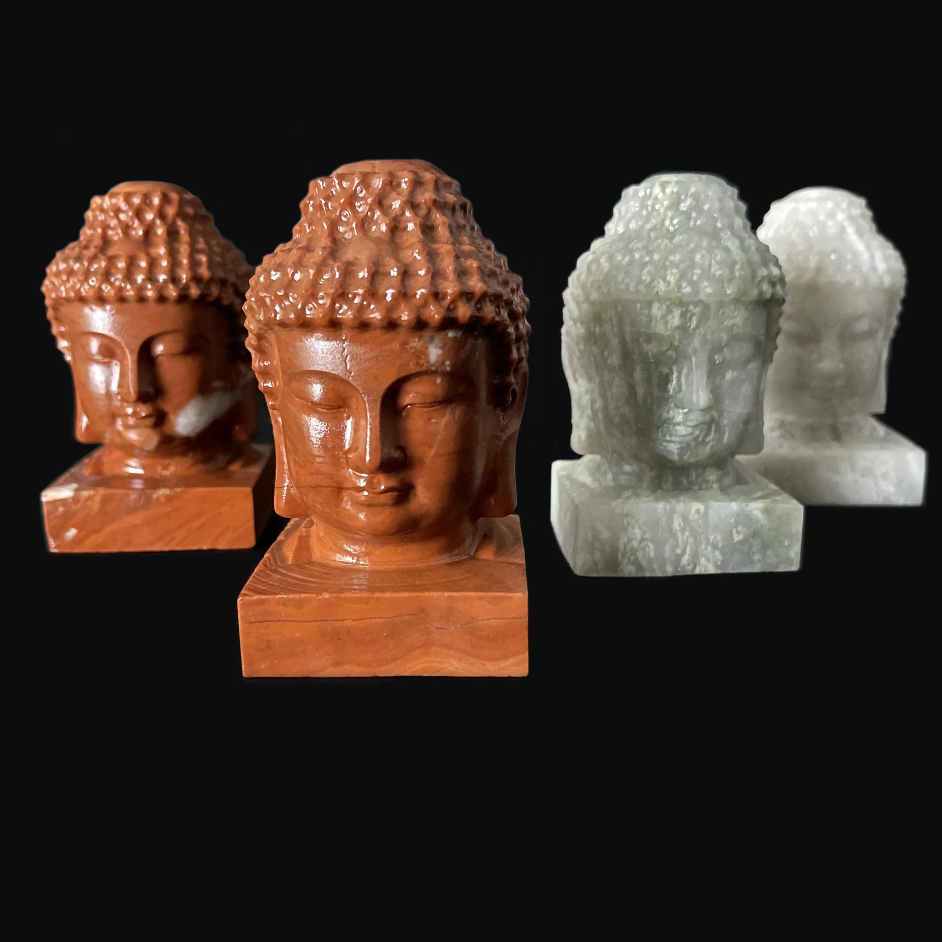 Natural Crystal Gemstone White Jade Quartz Engraved Buddha Statue for Home Decoration Mascot Gift