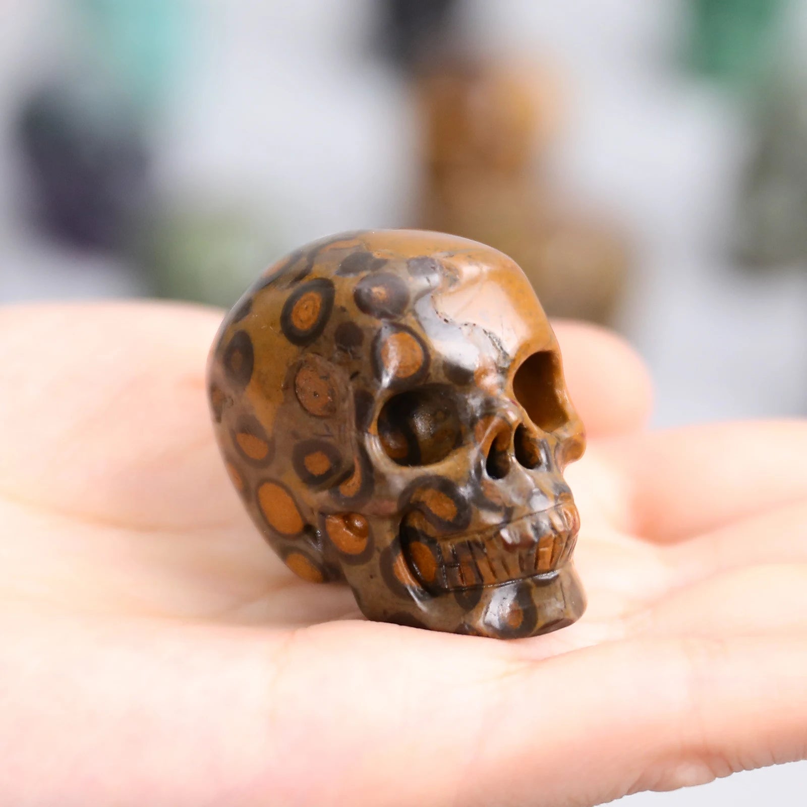 High Quality Natural Crystal Skulls Mini Healing Stone Hand Carved Crafts Gemstone Agate Carvings for Gift Jewelry Pendant Decor