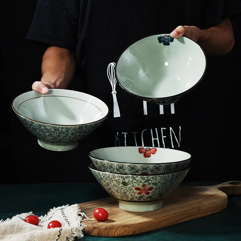 Japanese Style Porcelain Bowl High Temperature-Fired Under Glazed Hand-Painted Disposable for Restaurant Use