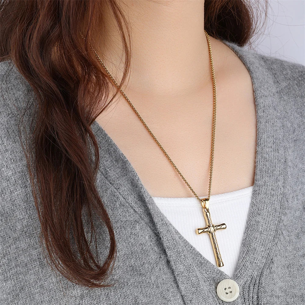 Premium Fashion Religious Charm Necklace Tarnish Free PVD 18K Gold Plated Stainless Steel Cross Faith Pendant Necklace for Women