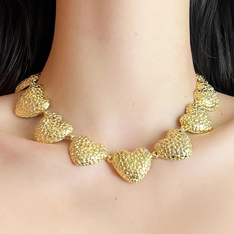 2025 New Arrival Fashion Jewelry Wholesale Women Zinc Alloy Hammered Necklace Layered Heart Collar Choker Necklaces Women