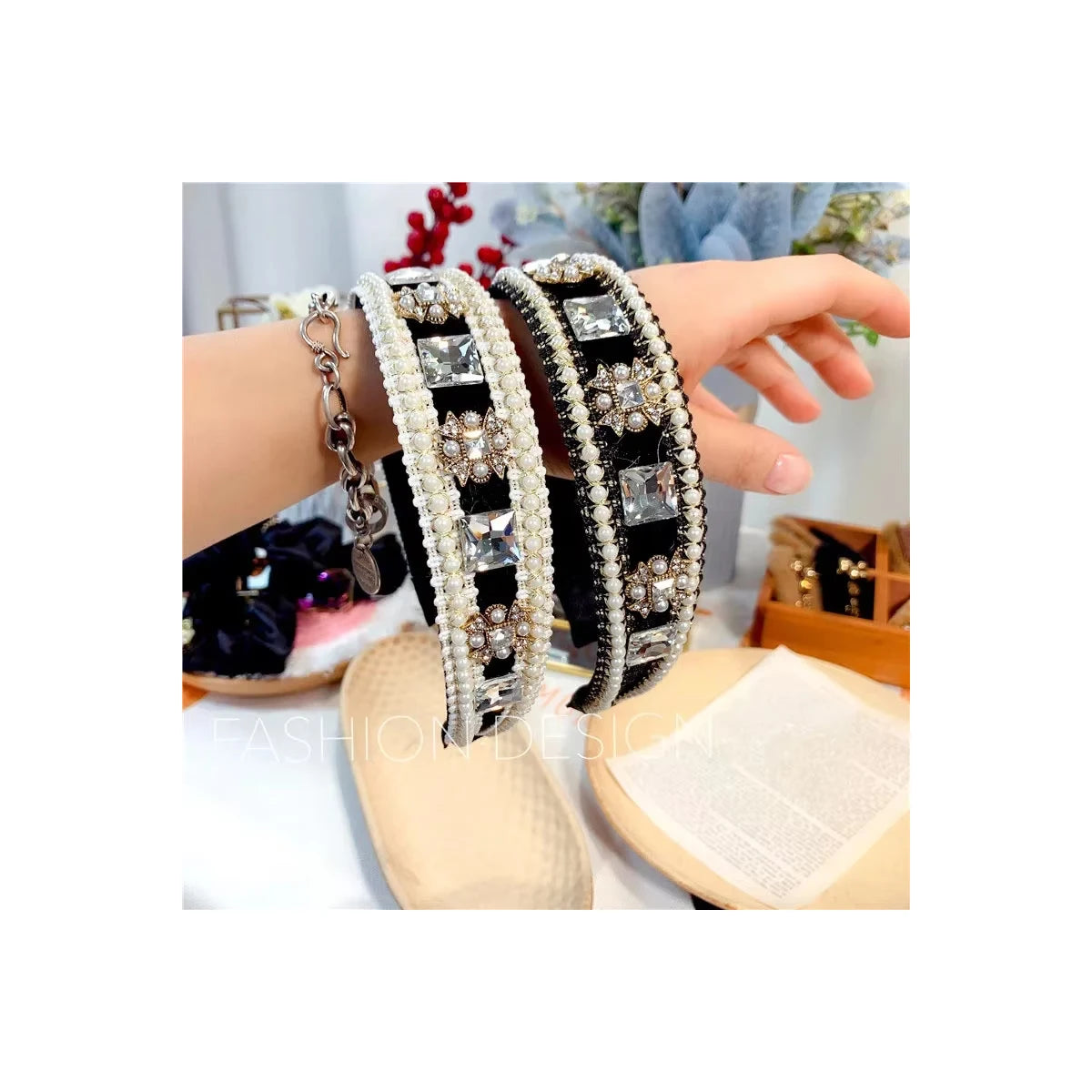 Newest Korean Version Premium Quality Black White Rhinestone Pearl Headband Beautifully Fairy Girls HairBand