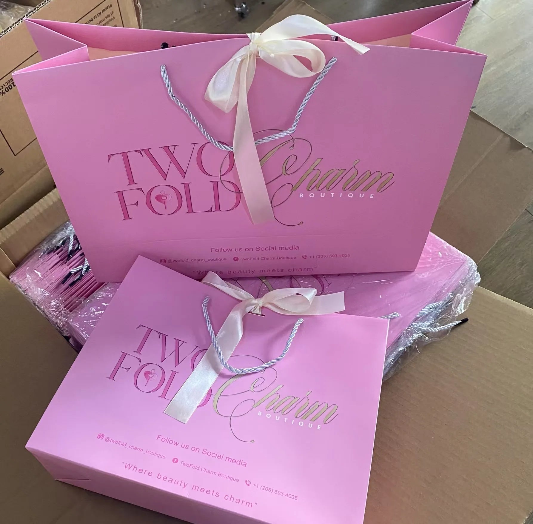Custom Recycled Ivory Clothes Packaging Gift Bag With Ribbon Handle Luxury Cream Beige Shopping Paper Bags