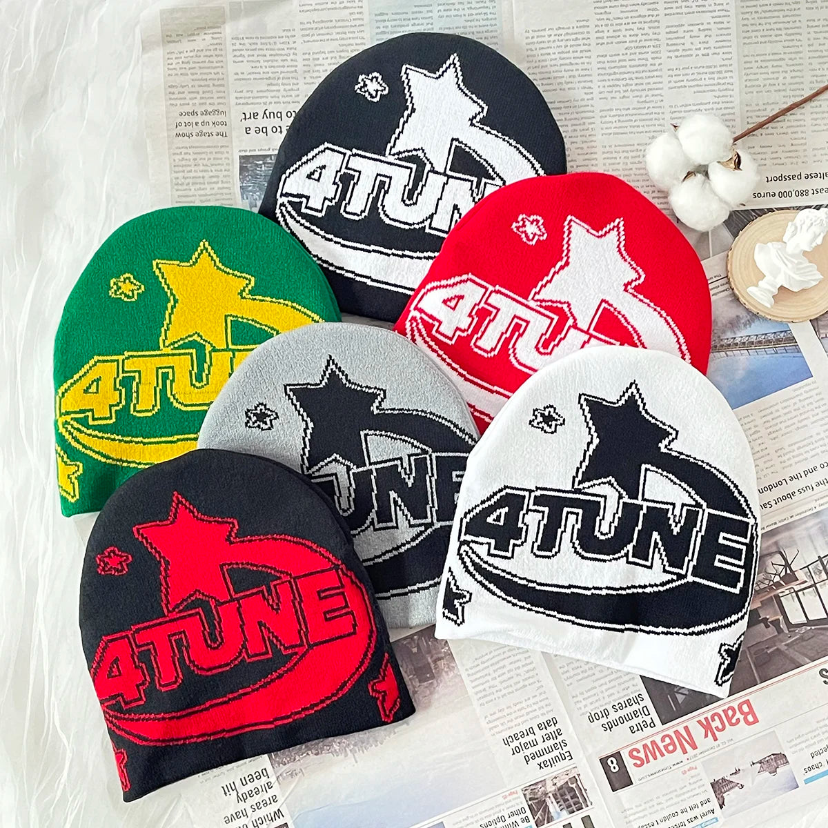 Custom Oem Logo Unisex Acrylic Jacquard  All Over Logo Winter Cap Pullover Protection Warm Hat Skull Knitted Sports Ski Beanie