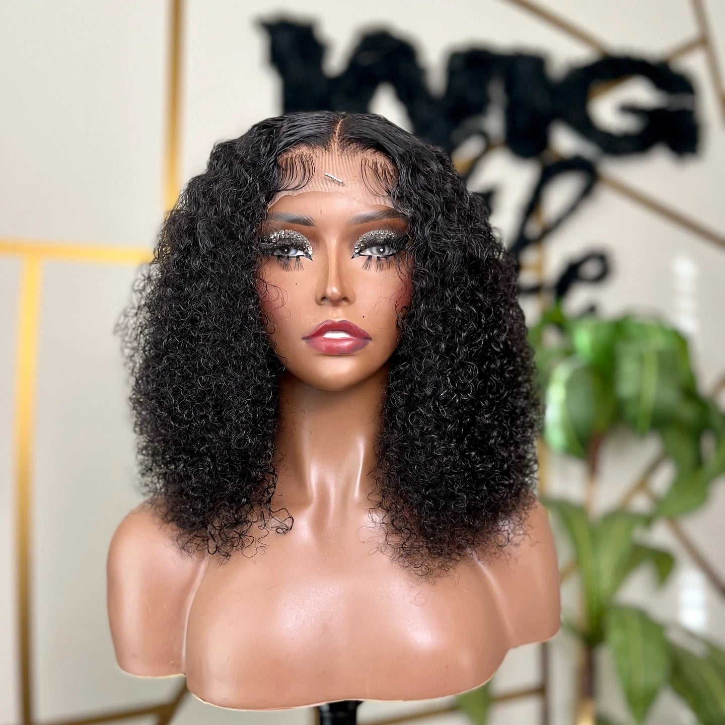 Wholesale Raw Hair Kinky Curly Short Bob 250% 13X6 Lace Frontal Human Hair Wigs Deep Water Wave 13X4 Lace Frontal Wigs for Women