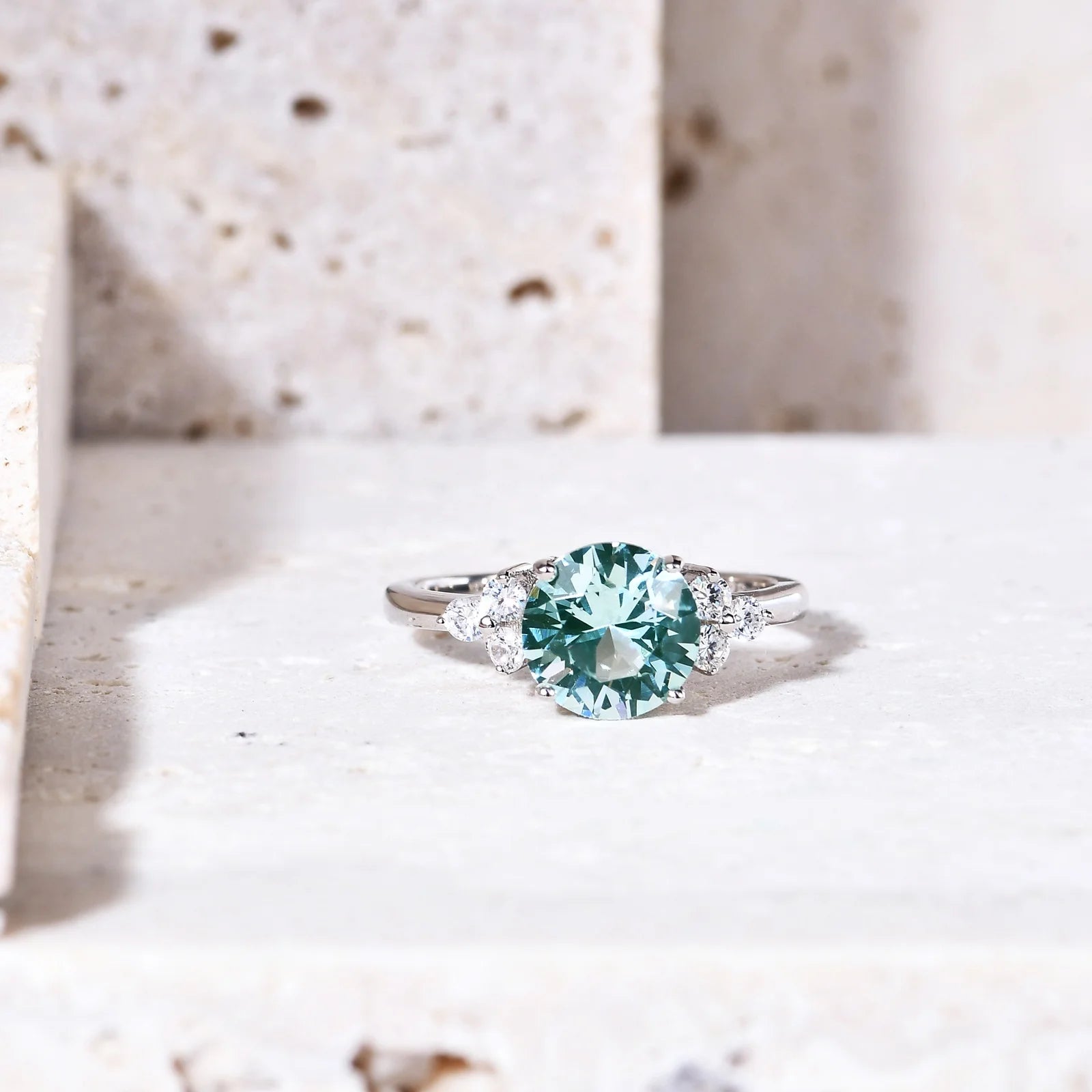 A382R Abiding Long Plating Round Cut Lab Created Green Spinel Gemstone Wedding Ring in 925 Sterling Silver