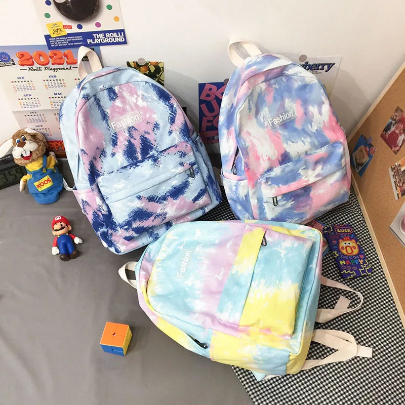 Hot New Large Capacity Lightweight Gradient Nylon Backpack for Women Students Zipper Closure