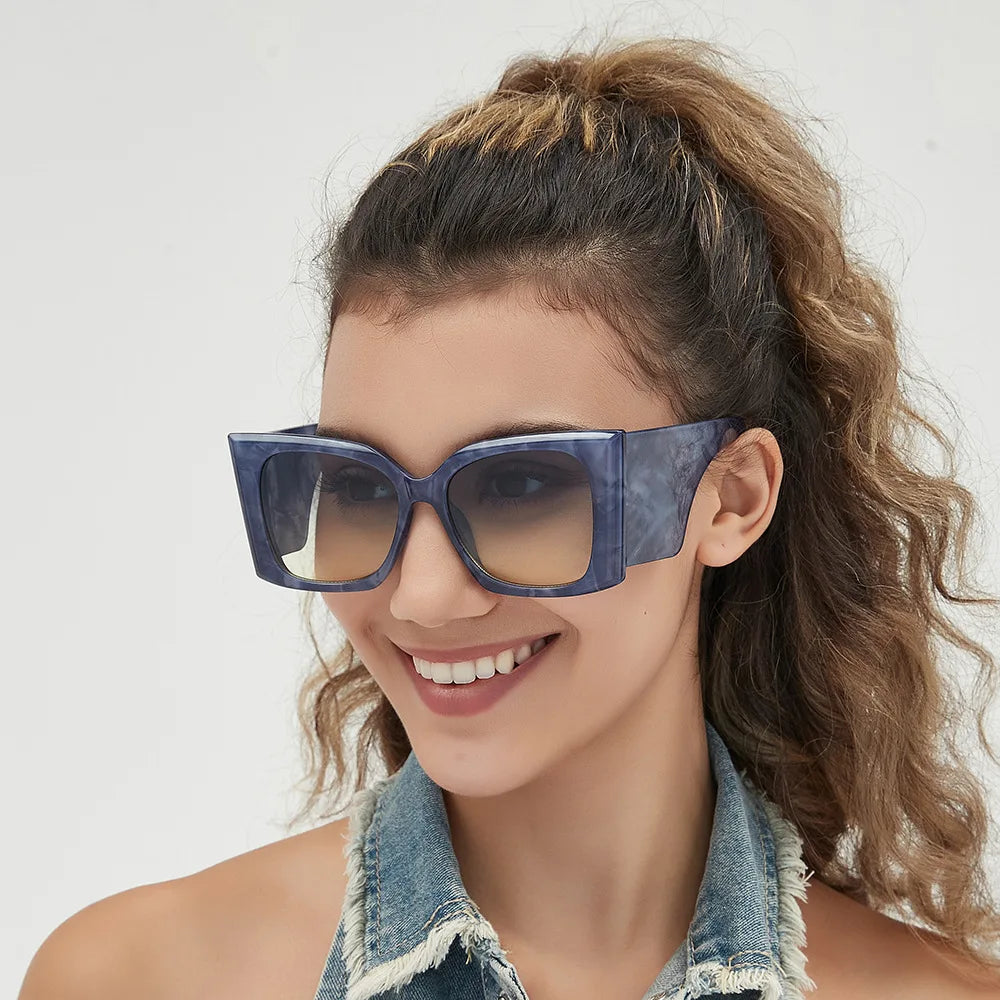 Custom Logo Branded Oversize Vintage Retro Blue PC Frame Cateye Sunglasses Sun Glasses for Women Lady with Unique Vintage Style