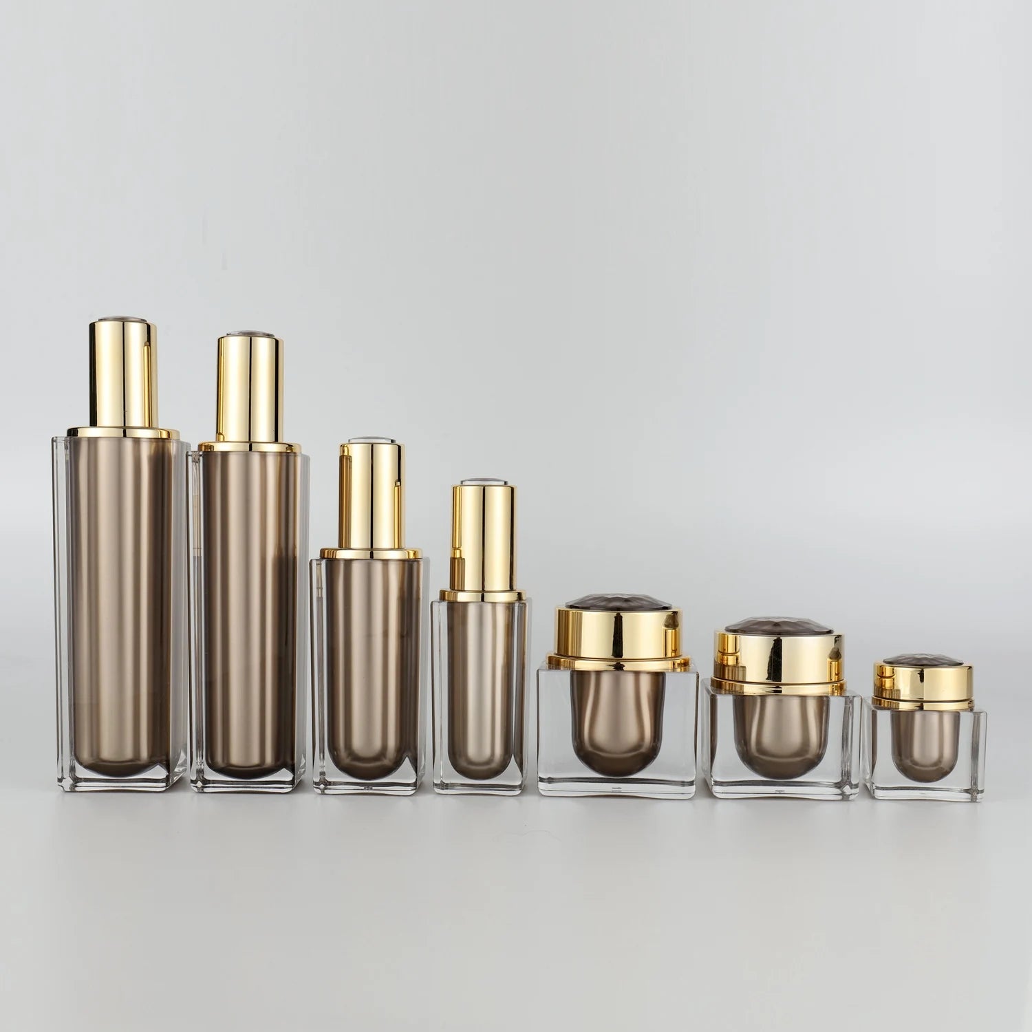 Luxury 100ml 120 ml Plastic Bottle for Cosmetics Skincare Packaging Custom Lotion Cosmetic Jars and Bottles