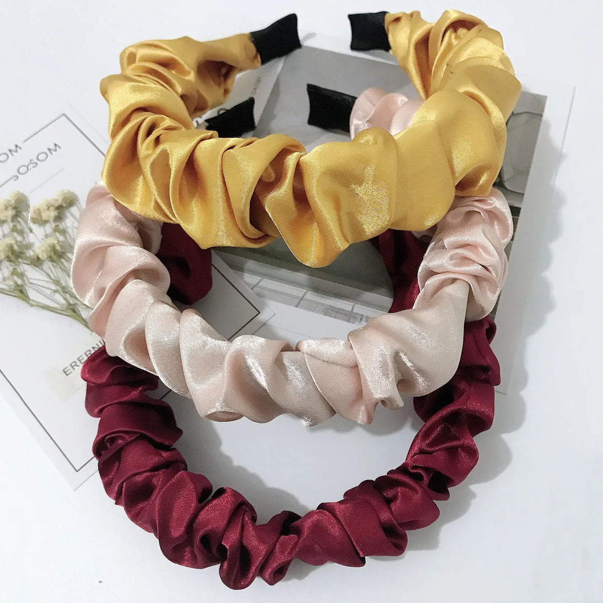 2021 Crumpled Fabric Cloth Luxulry Women Hair Accessories Fluffy Hair Bands Fairy Face Wash Silk Headband Hairband Girls