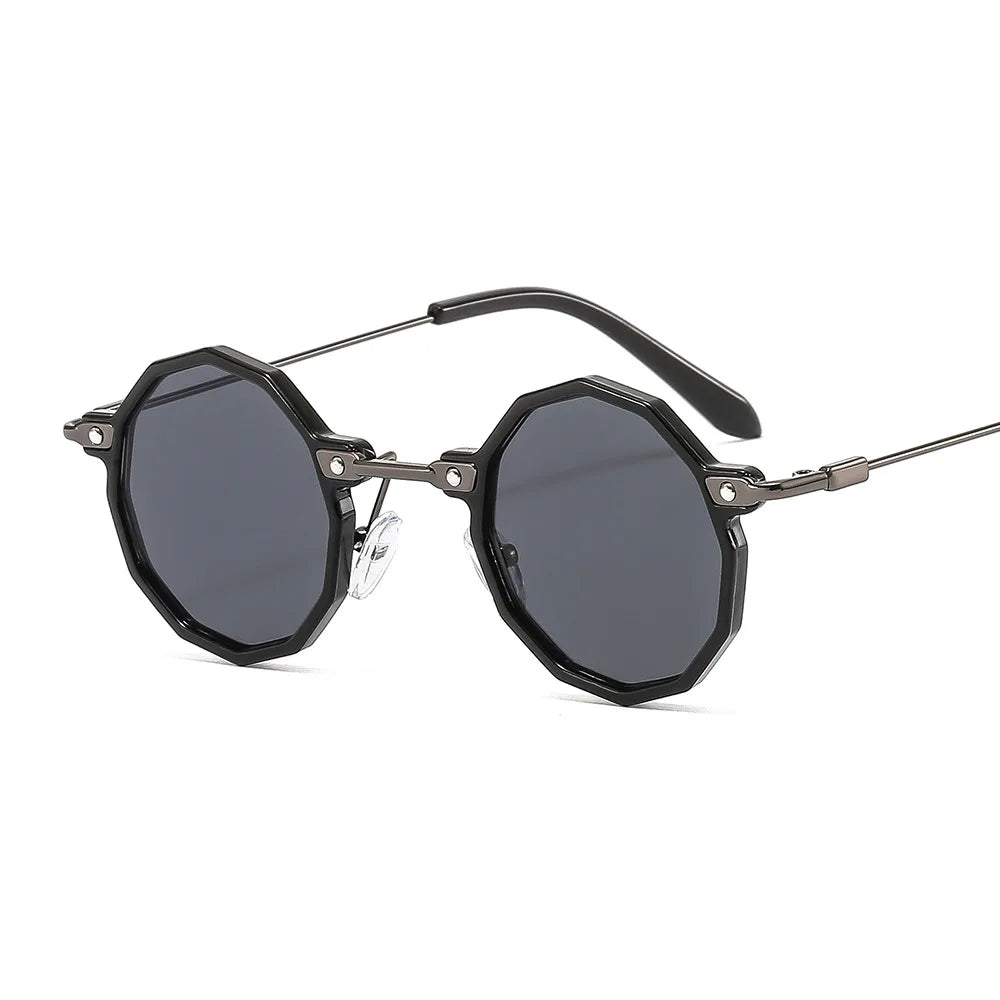 New Round Sunglasses for Women Vintage Square Rivet Hollow Out Sun Glasses One Piece Punk Shades Ladies Eyewear Retro