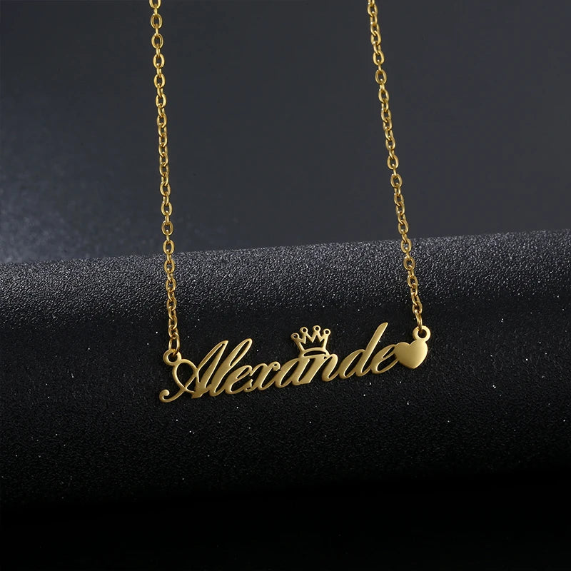 Wholesale Initial Letter Necklace Custom Stainless Steel Necklace Cursive Crown Heart Nameplate Jewelry Custom Name Fashion
