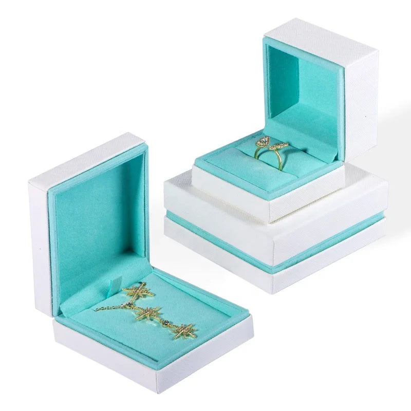 2023 Wholesale White Western Jewelry Boxes Paper Boxes for Packiging Jewelry No logo