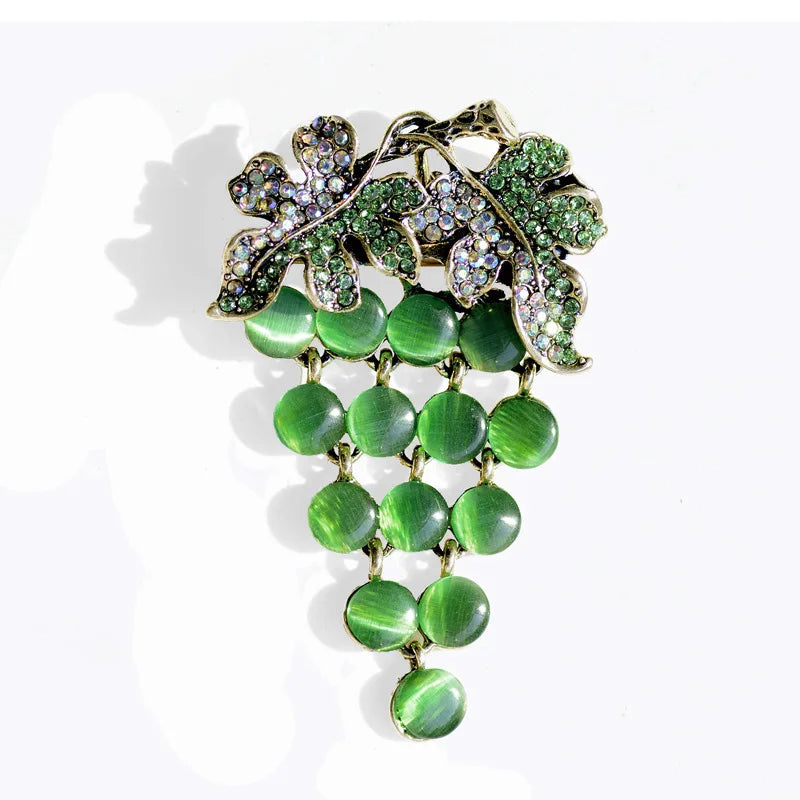 MT00188 Fashion Strawberry Brooch Women Fruit Brooch Jewelry