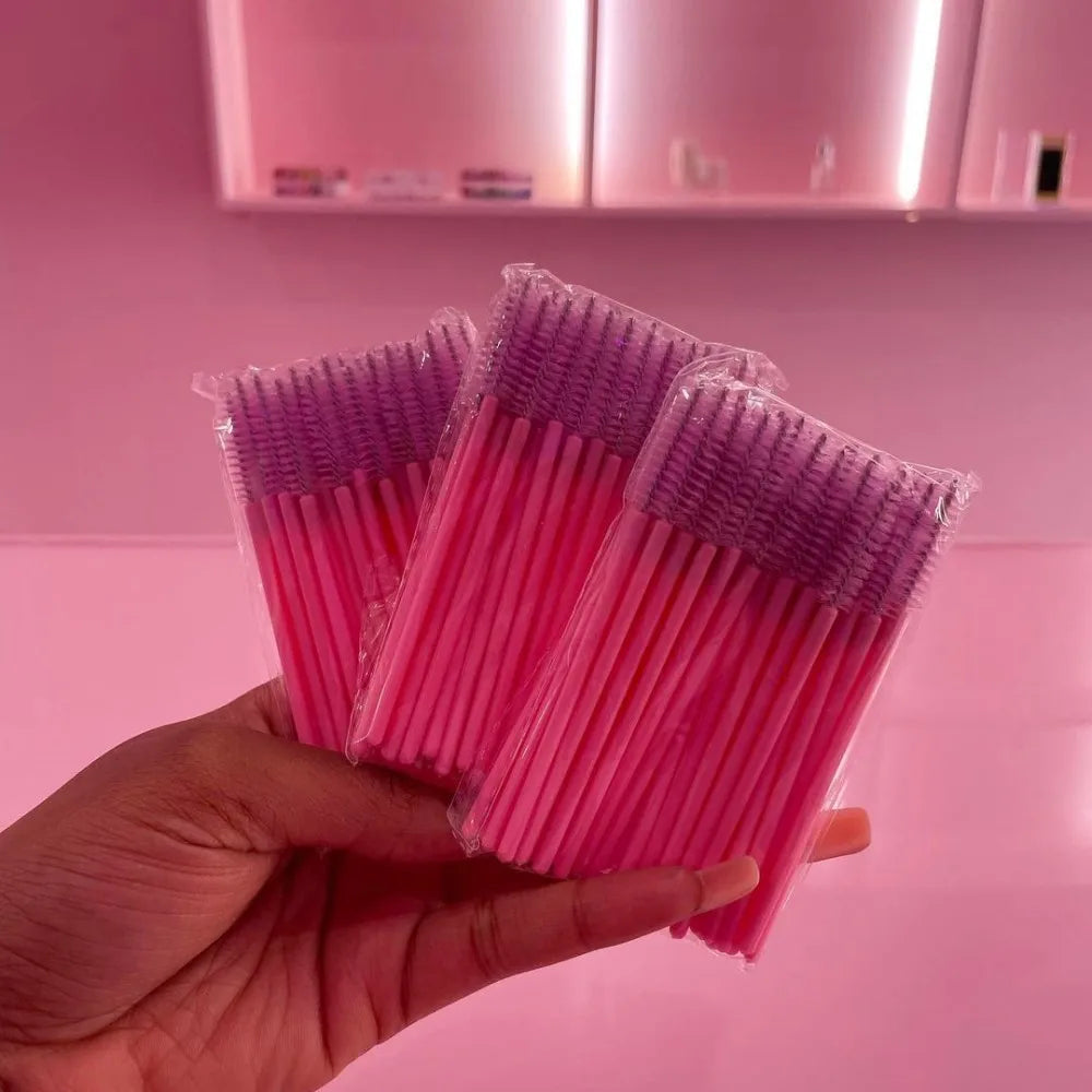 Pink Spoolie Brush Wimpernburste Brosse Brushing Fluffy Lash Brush