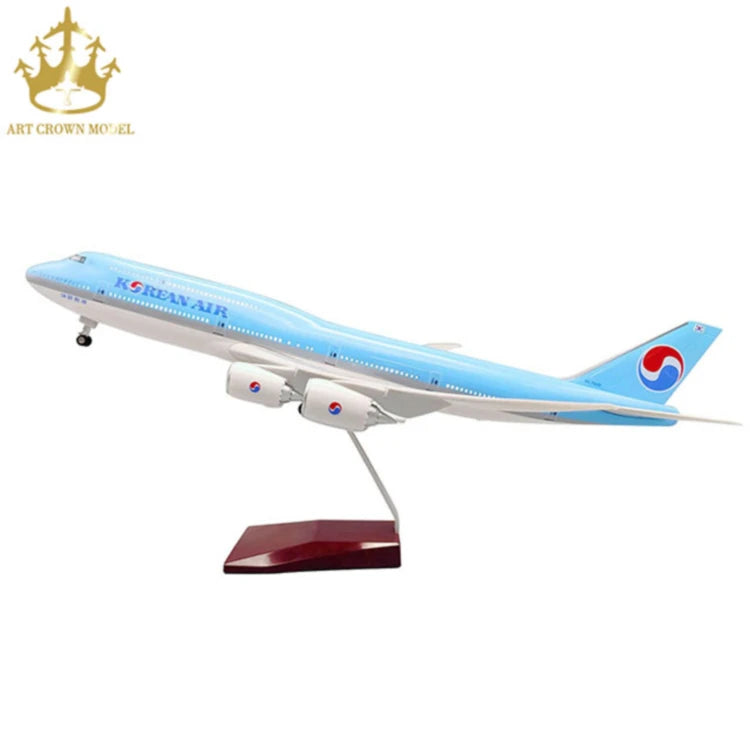 Factory Scale Toy 747-8 Boeing 1/150 Resin Airplane Model 47cm Business Gift